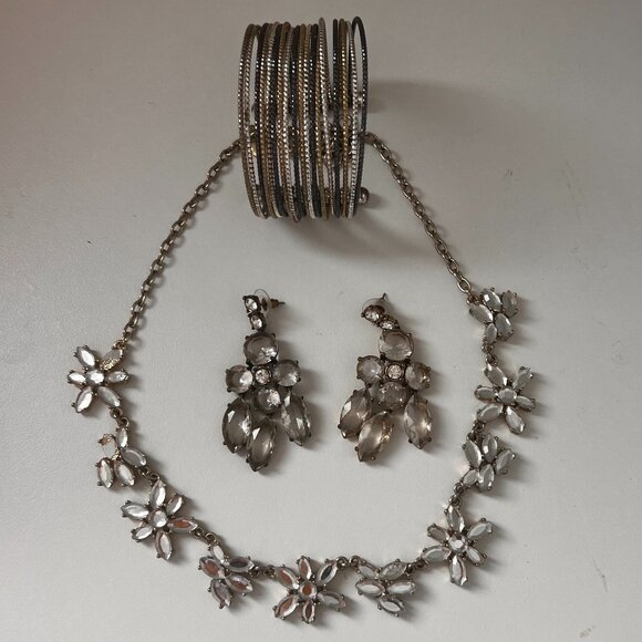 BUNDLE J Crew necklace & Artisan-made Earrings / Bracelet - Picture 1 of 4